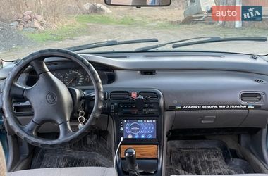 Седан Mazda 626 1992 в Киеве