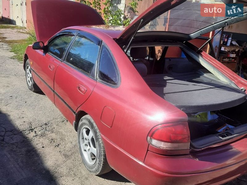 Хэтчбек Mazda 626 1997 в Киеве фото 3 Хэтчбек Mazda 626 1997 в Киеве