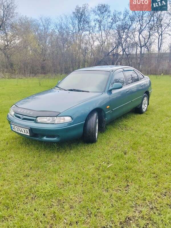 Хетчбек Mazda 626 1995 в Кам'янському