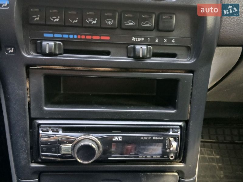 Хэтчбек Mazda 626 1994 в Черновцах