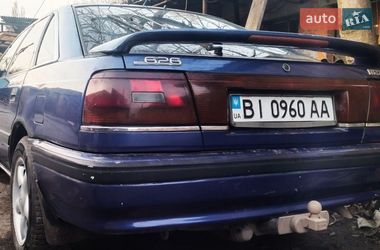 Хэтчбек Mazda 626 1990 в Ромнах