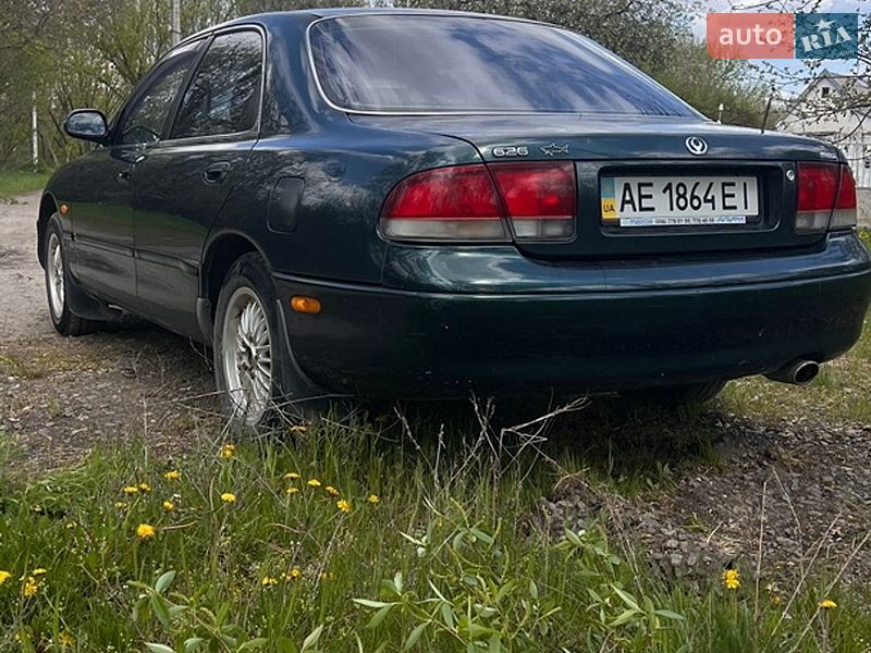 Седан Mazda 626 1996 в Днепре