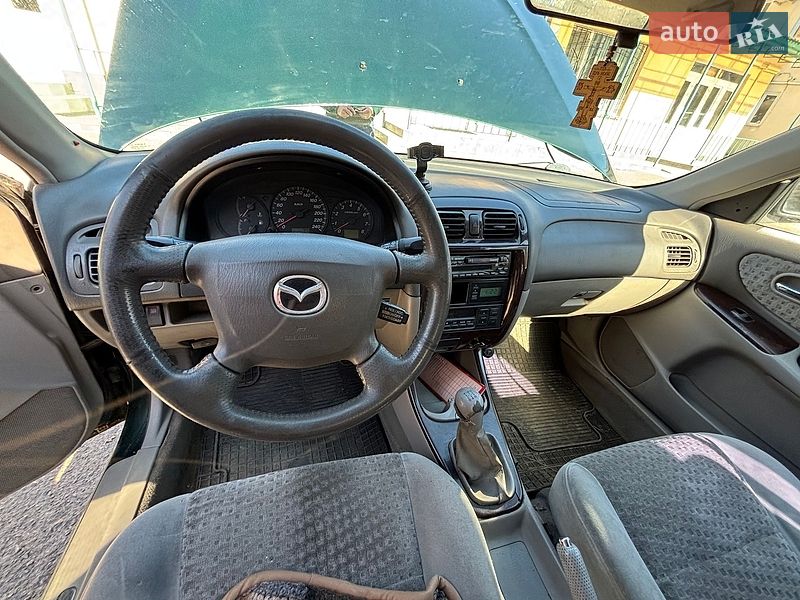 Седан Mazda 626 2001 в Одессе