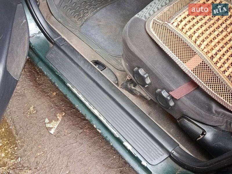 Седан Mazda 626 1997 в Виннице