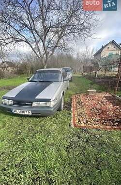 Седан Mazda 626 1990 в Кривом Роге