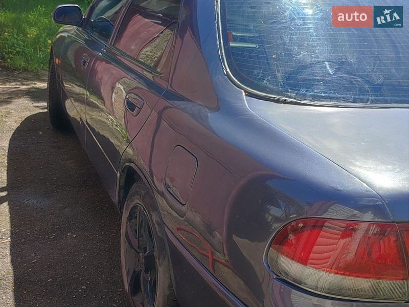 Седан Mazda 626 1995 в Шостці
