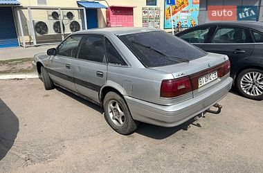 Хетчбек Mazda 626 1988 в Кременчуці