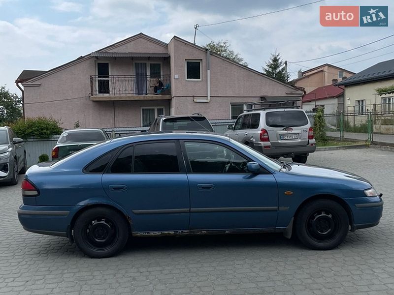 Седан Mazda 626 1998 в Львові
