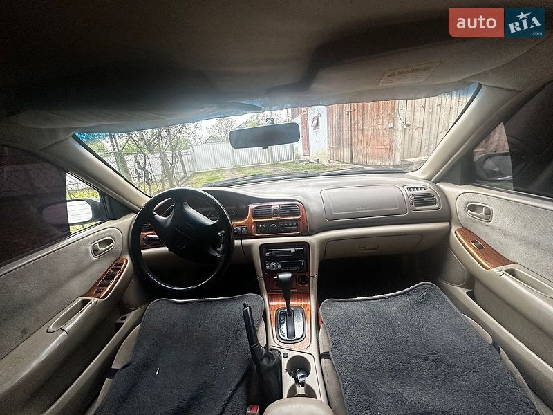 Седан Mazda 626 1999 в Косові