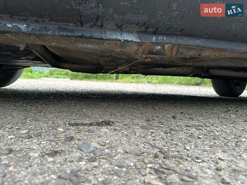 Хэтчбек Mazda 626 1988 в Новом Роздоле