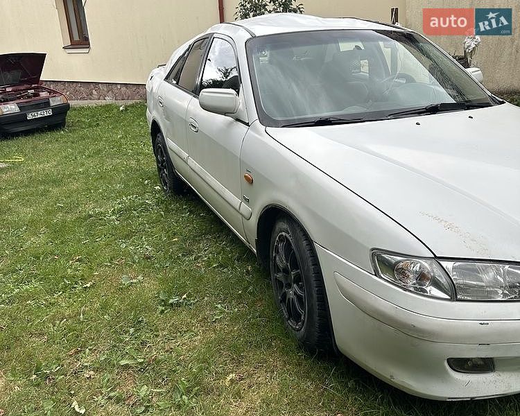 Седан Mazda 626 1999 в Яворове