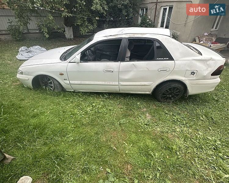 Седан Mazda 626 1999 в Яворове