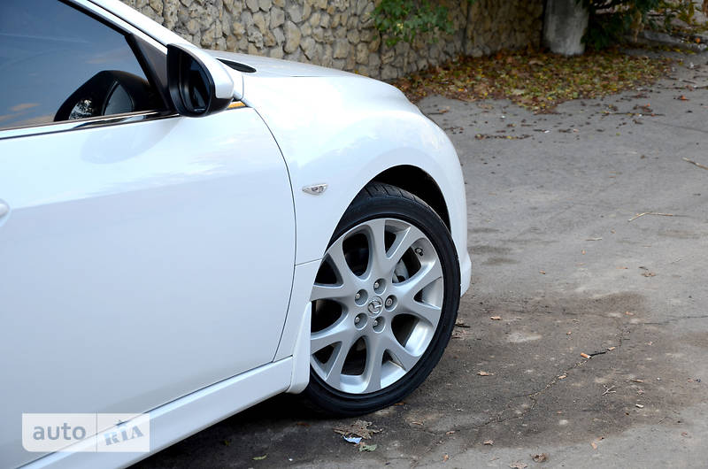 Седан Mazda 6 2010 в Одессе