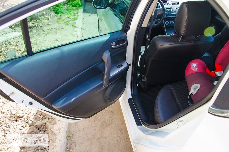Седан Mazda 6 2010 в Одессе
