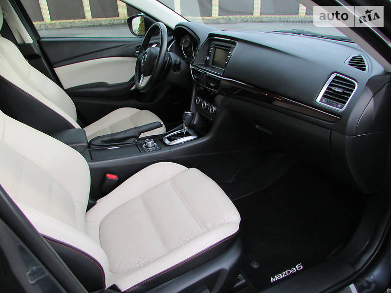 Седан Mazda 6 2014 в Ивано-Франковске
