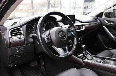 Седан Mazda 6 2015 в 