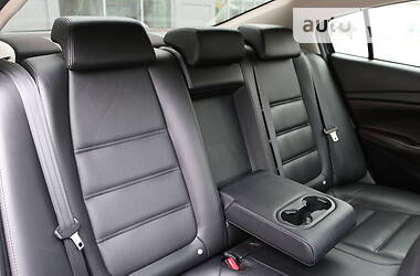 Седан Mazda 6 2015 в 
