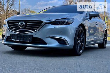Седан Mazda 6 2015 в 