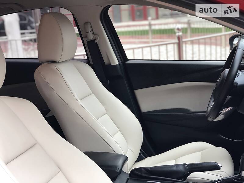 Седан Mazda 6 2015 в Івано-Франківську