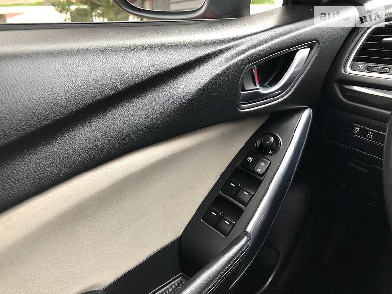 Седан Mazda 6 2015 в Івано-Франківську