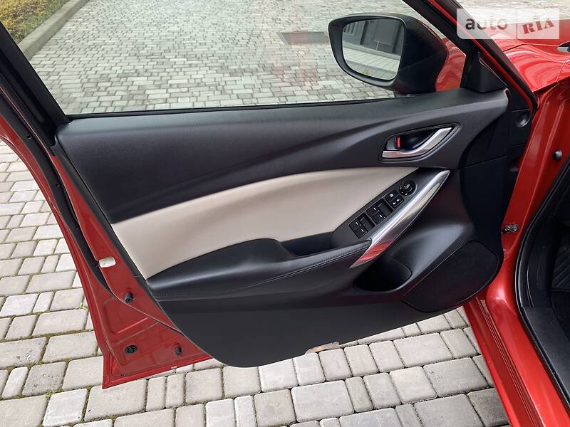 Седан Mazda 6 2015 в Івано-Франківську