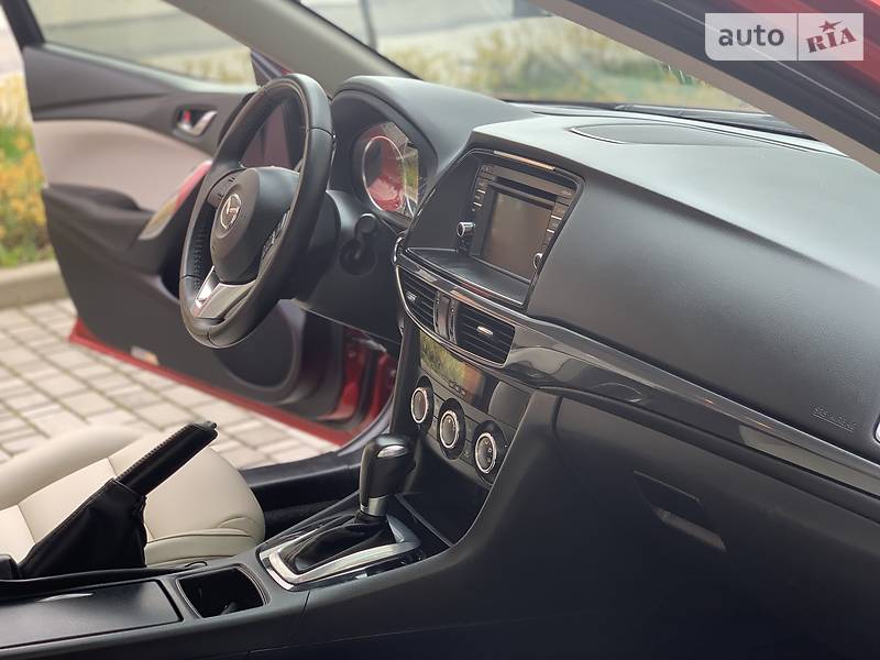 Седан Mazda 6 2015 в Івано-Франківську