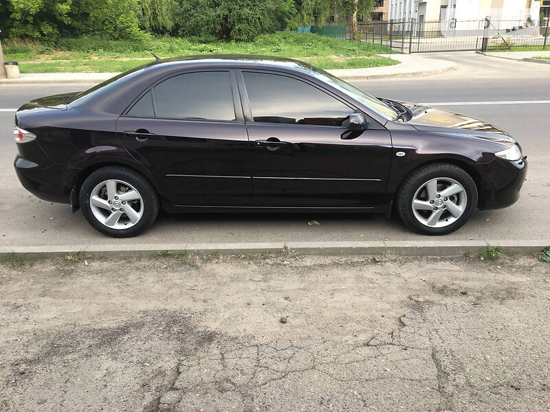 Седан Mazda 6 2004 в Луцьку