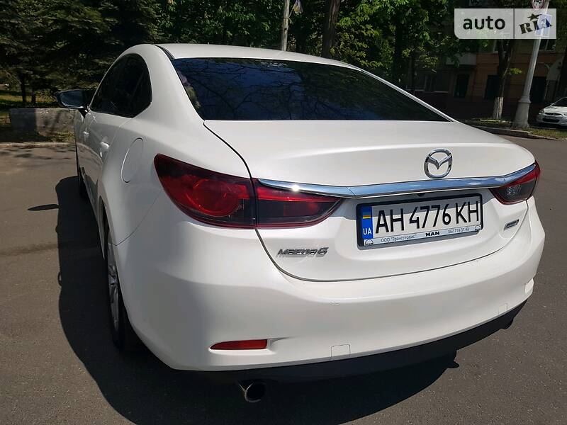 Седан Mazda 6 2015 в Ізюмі