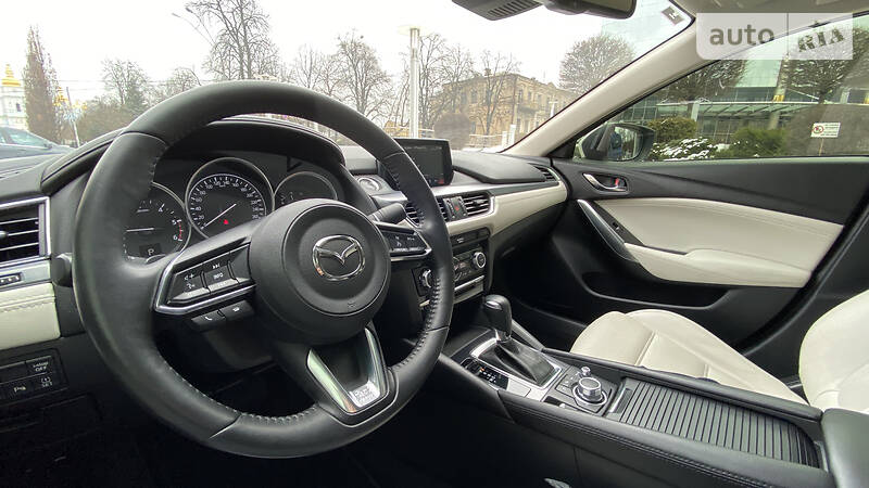 Седан Mazda 6 2016 в Києві