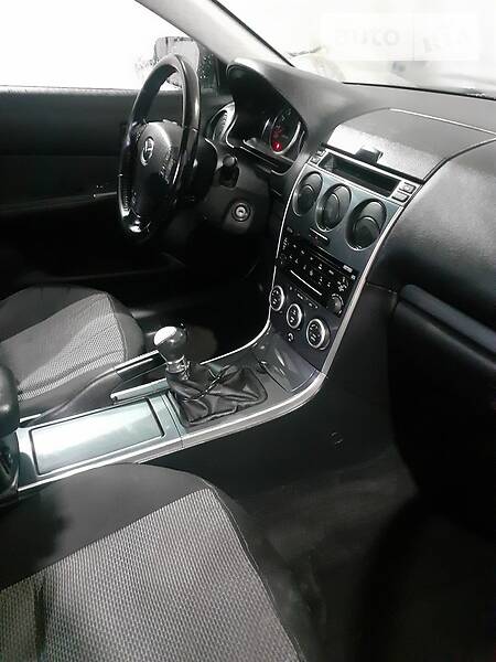 Седан Mazda 6 2006 в Павлограді