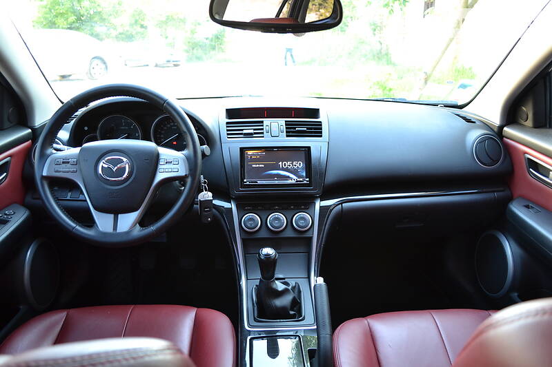 Універсал Mazda 6 2010 в Калуші