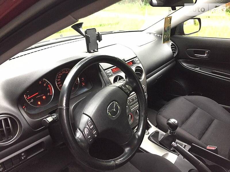 Седан Mazda 6 2002 в Запоріжжі