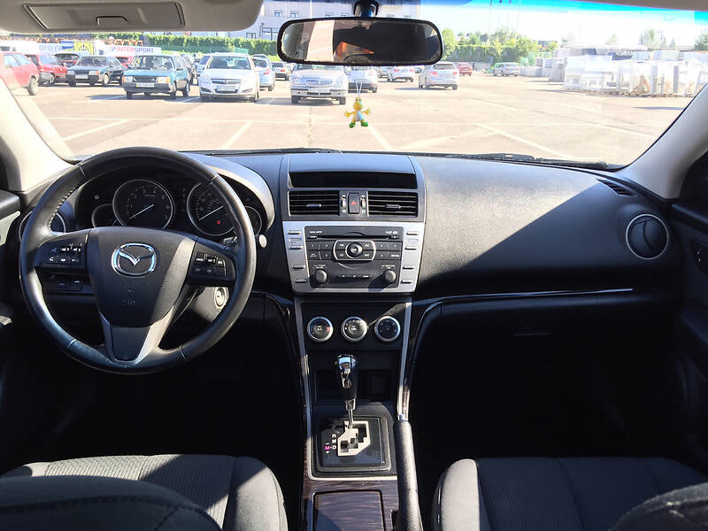 Седан Mazda 6 2011 в Львові