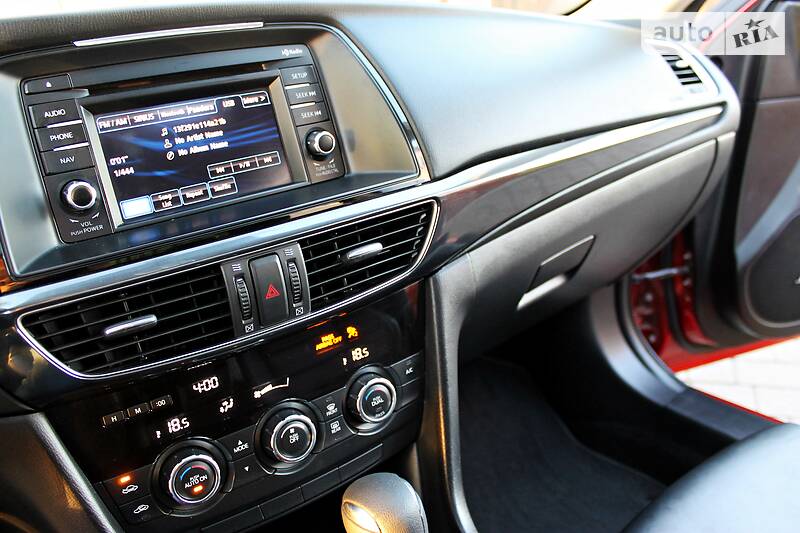 Седан Mazda 6 2014 в Стрию