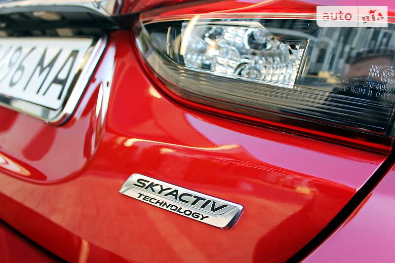 Седан Mazda 6 2014 в Стрию