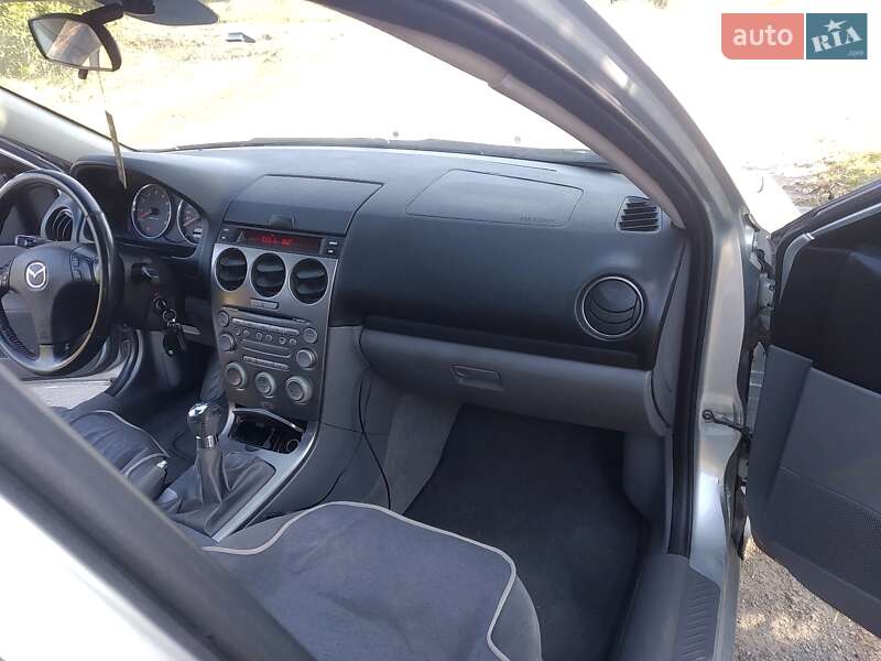 Седан Mazda 6 2005 в Гайвороне