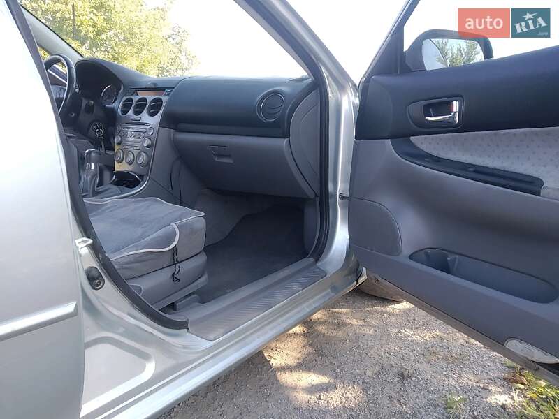 Седан Mazda 6 2005 в Гайвороне