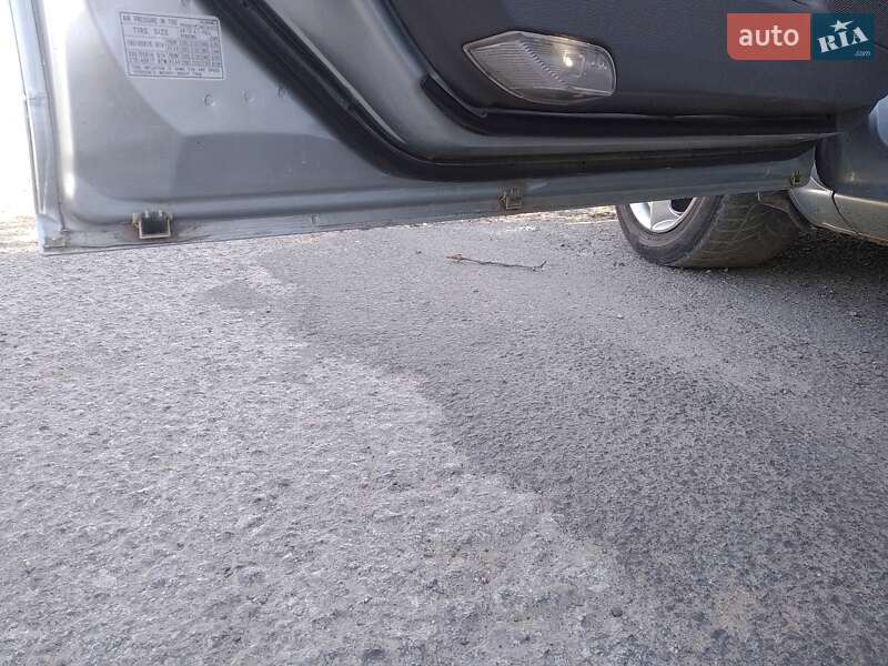 Седан Mazda 6 2005 в Гайвороне