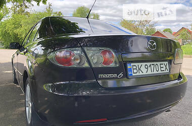 Седан Mazda 6 2005 в Ровно