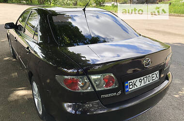 Седан Mazda 6 2005 в Ровно