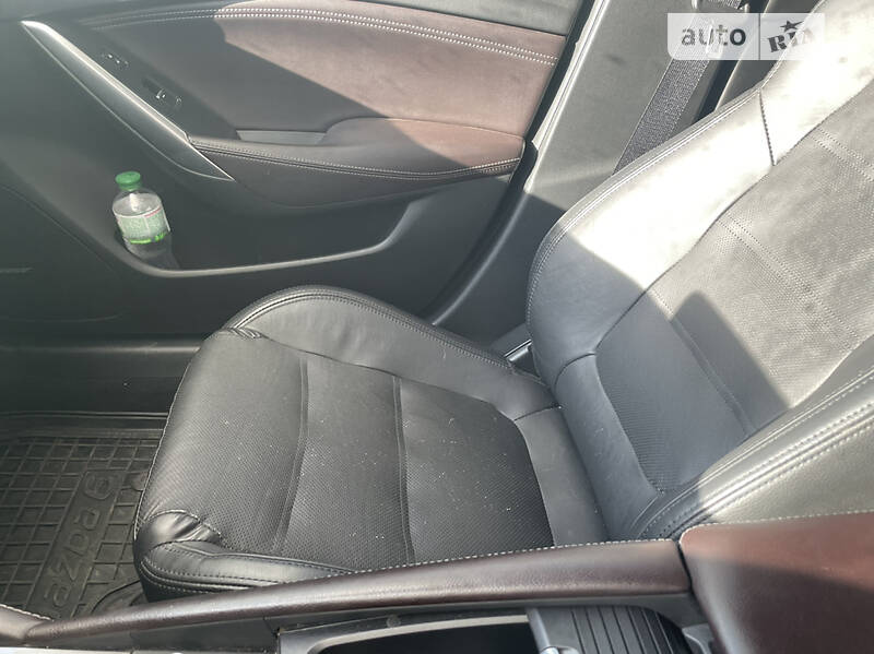Седан Mazda 6 2016 в Хмельницком