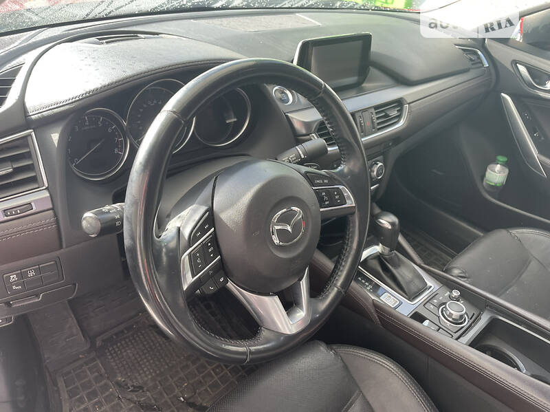 Седан Mazda 6 2016 в Хмельницком
