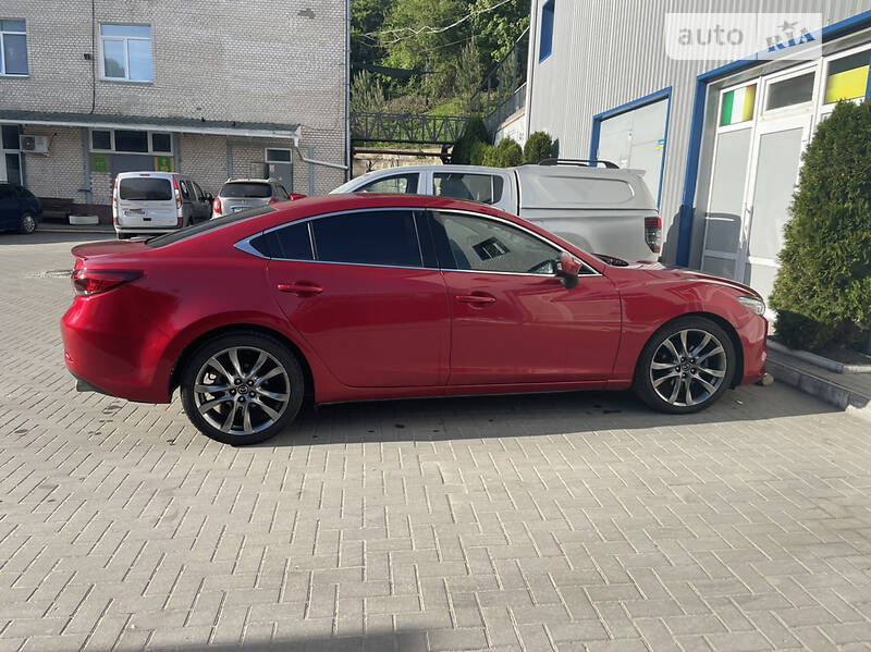 Седан Mazda 6 2016 в Хмельницком