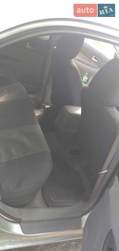 Седан Mazda 6 2005 в Бродах