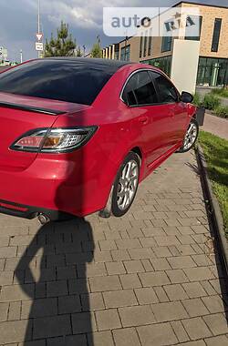 Седан Mazda 6 2011 в 
