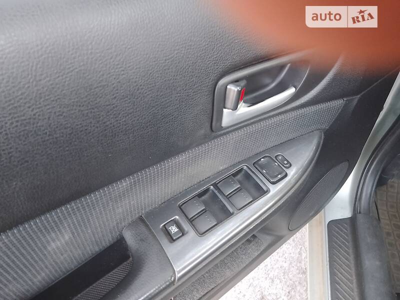 Седан Mazda 6 2005 в Остер