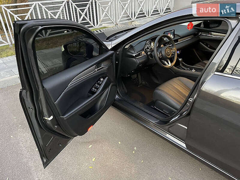 Седан Mazda 6 2020 в Киеве