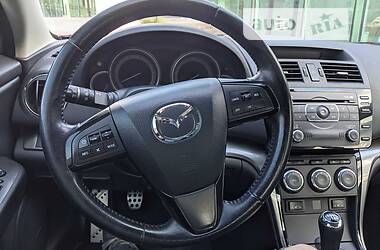 Седан Mazda 6 2011 в 