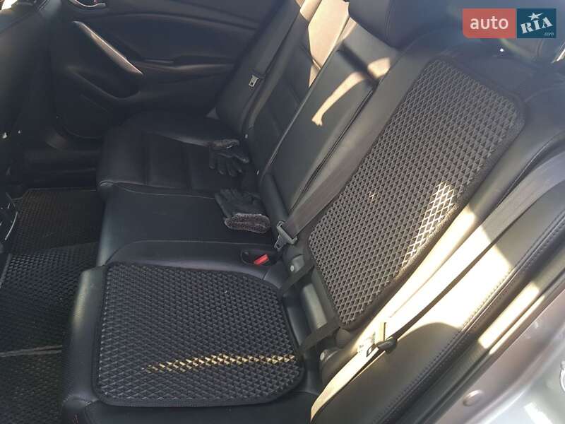 Седан Mazda 6 2013 в Кам'янському