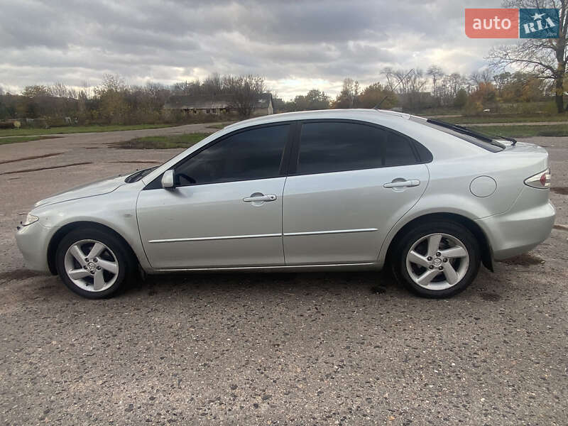 Лифтбек Mazda 6 2003 в Карловке